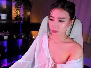 Milemissu's Live Sex Cam Show