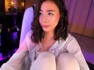 Milemissu's Live Sex Cam Show
