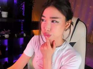Milemissu's Live Sex Cam Show