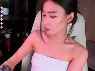 Milemissu's Live Sex Cam Show
