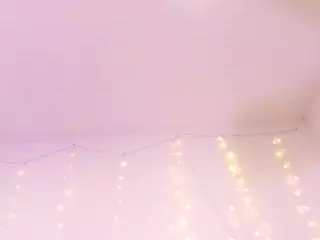 doll-ssquirts's Live Sex Cam Show