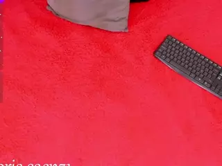 doll-ssquirts's Live Sex Cam Show