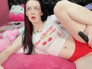 Evilyn's Live Sex Cam Show