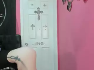 Evilyn's Live Sex Cam Show