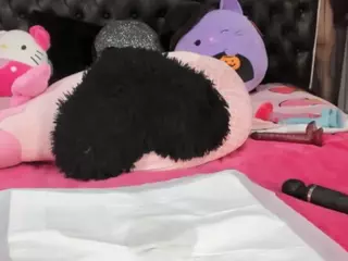 Evilyn's Live Sex Cam Show