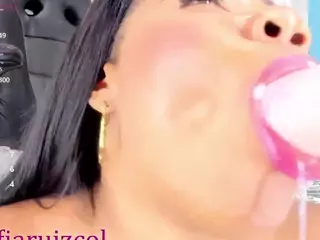 sofiadirty's Live Sex Cam Show