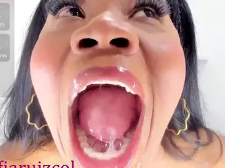 sofiadirty's Live Sex Cam Show