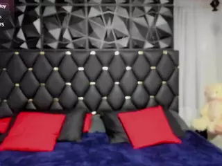 Charlotte Myers's Live Sex Cam Show
