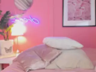 Julieta's Live Sex Cam Show
