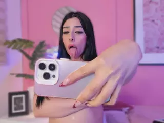 Julieta's Live Sex Cam Show