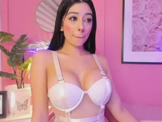 Julieta's Live Sex Cam Show