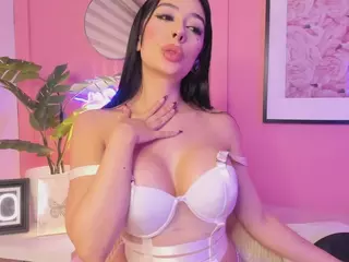 Julieta's Live Sex Cam Show