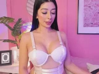 Julieta's Live Sex Cam Show