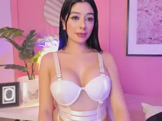 Julieta's Live Sex Cam Show