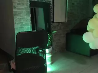 sarai_dupont's Live Sex Cam Show