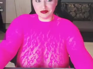 WoWGuessWho69's Live Sex Cam Show