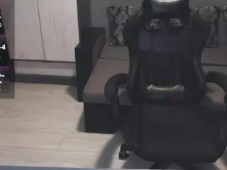WoWGuessWho69's Live Sex Cam Show