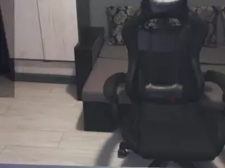 WoWGuessWho69's Live Sex Cam Show