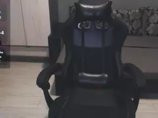 WoWGuessWho69's Live Sex Cam Show