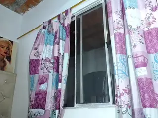 alejaxdoll8's Live Sex Cam Show