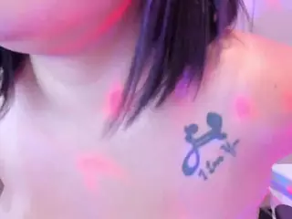 bigt3ti's Live Sex Cam Show