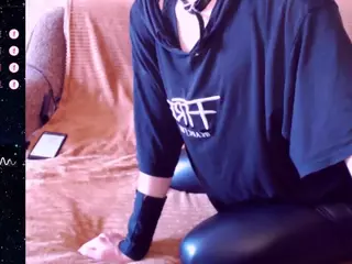 BlackFox18's Live Sex Cam Show