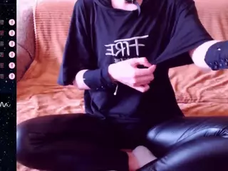 BlackFox18's Live Sex Cam Show