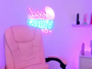 asami-chieko's Live Sex Cam Show