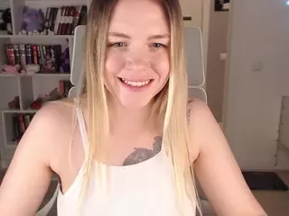 Emmy-Bryan's Live Sex Cam Show