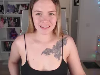 Emmy-Bryan's Live Sex Cam Show