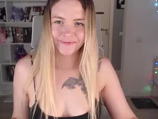 Emmy-Bryan's Live Sex Cam Show