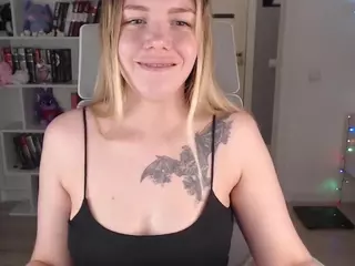 Emmy-Bryan's Live Sex Cam Show