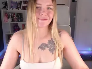 Emmy-Bryan's Live Sex Cam Show