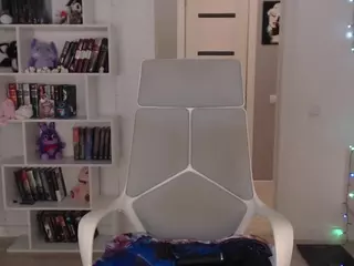 Emmy-Bryan's Live Sex Cam Show