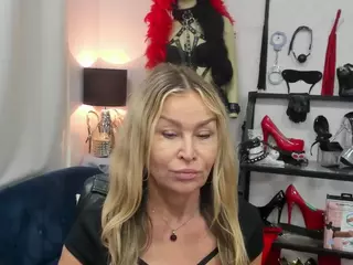 luxCrystal's Live Sex Cam Show