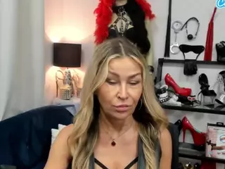 luxCrystal's Live Sex Cam Show