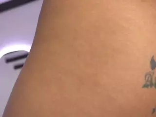 yayoi-cresp's Live Sex Cam Show