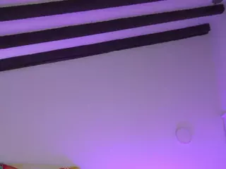 yayoi-cresp's Live Sex Cam Show