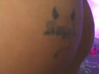 yayoi-cresp's Live Sex Cam Show