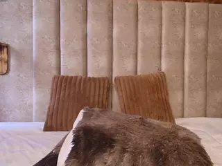 mia_saenz3's Live Sex Cam Show