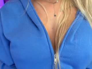 Live cam show with Emma Gray