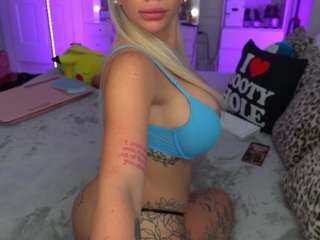 Emma Gray's Live Sex Cam Show