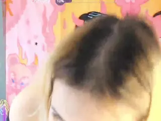 SweetBeee's Live Sex Cam Show