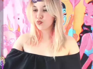 SweetBeee's Live Sex Cam Show