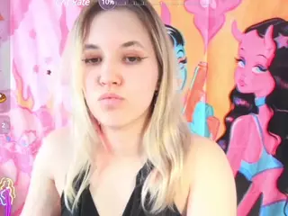 SweetBeee's Live Sex Cam Show