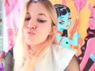 SweetBeee's Live Sex Cam Show