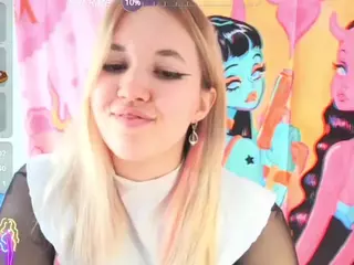SweetBeee's Live Sex Cam Show