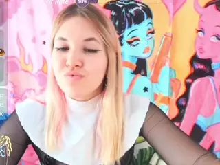 SweetBeee's Live Sex Cam Show