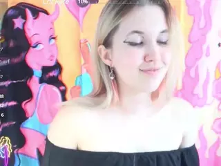 SweetBeee's Live Sex Cam Show
