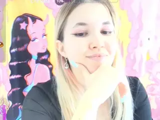 SweetBeee's Live Sex Cam Show